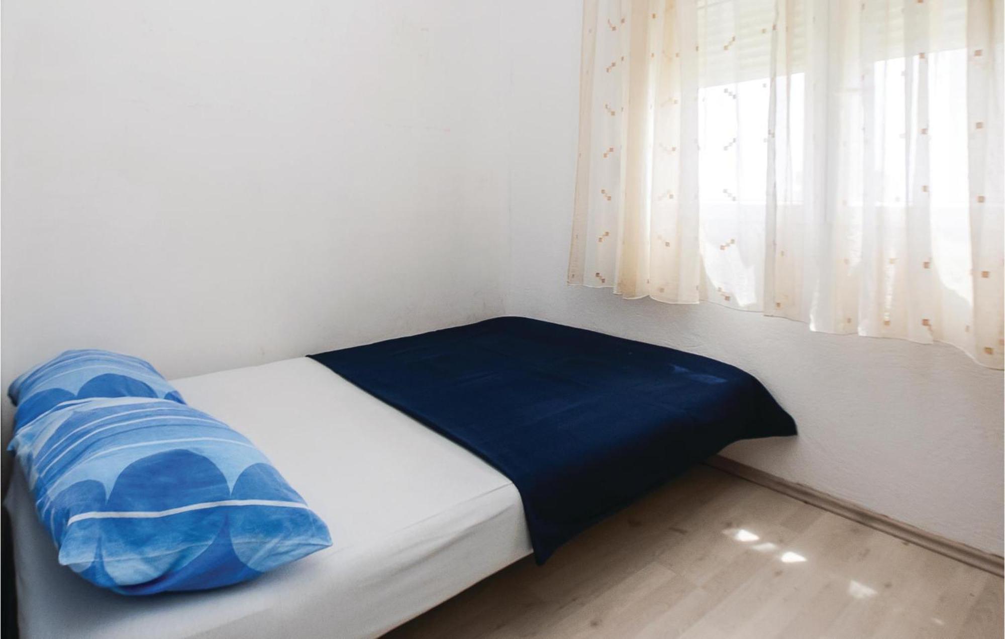 Cozy Apartment In Split With Kitchenette Kültér fotó